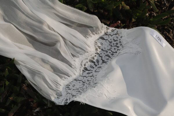 IVY SCARF